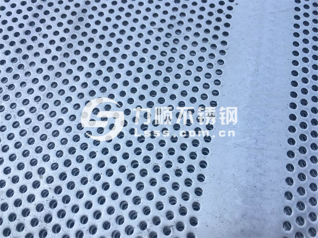 無錫不銹鋼沖孔板_2mm厚